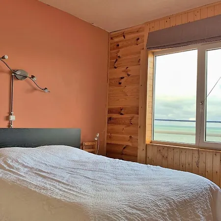 De Front De Mer Avec Terrasse Vue Mer Et Jardin Βίλα